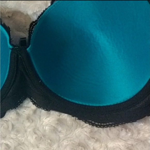 Beautiful Deep Teal and black lace bra size 36D. - Picture 4 of 7
